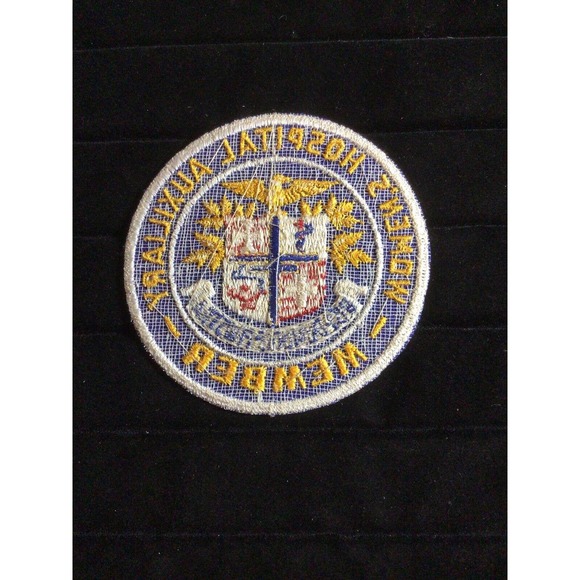 Women’s Hospital Auxiliary Member Patch Volunteer Pink Lady - Picture 3 of 3